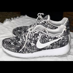 Women’s tropical Nike Roshes